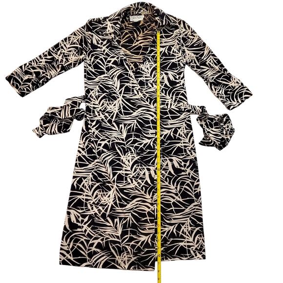 Dani Max Wrap Casual Dress White Palm Pattern Sz 6M Black White Tropical Beachy - Picture 3 of 7